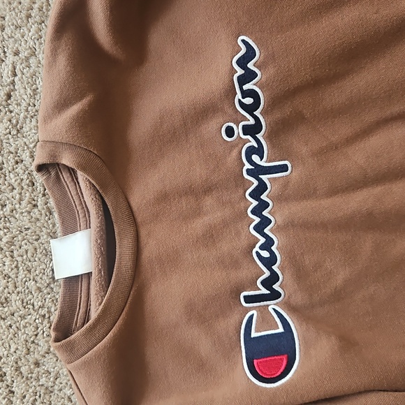 4 Sweatshirts Nike Puma Champion Bass Outdoor, Sz M - Picture 4 of 5